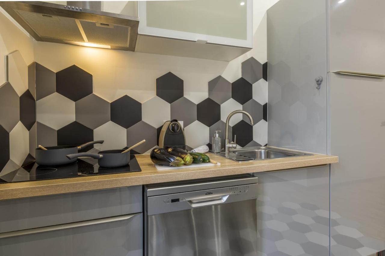 Coeur De Ville - Premiere Conciergerie Apartment มงต์เปอลิเยร์ ภายนอก รูปภาพ